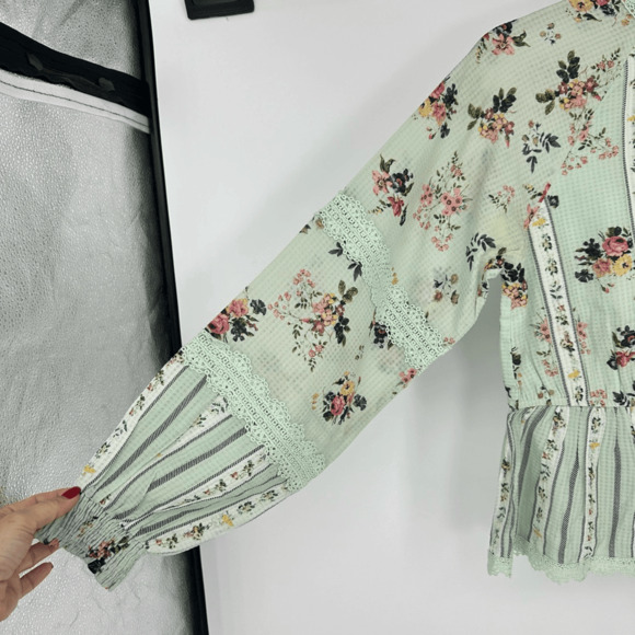 Anthropologie Hemant & Nandita Floral Lace Top Mock Neck Green XS Ballon Sleeve - Picture 8 of 10